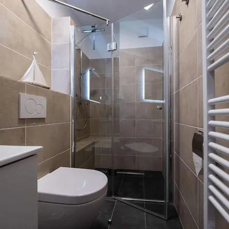 בית נופש With 1 Bedroom ווסטרלנד